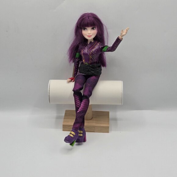 Disney Descendants 2 Mal Isle Of The Lost Doll 2014 With Purple Hair - Picture 1 of 6